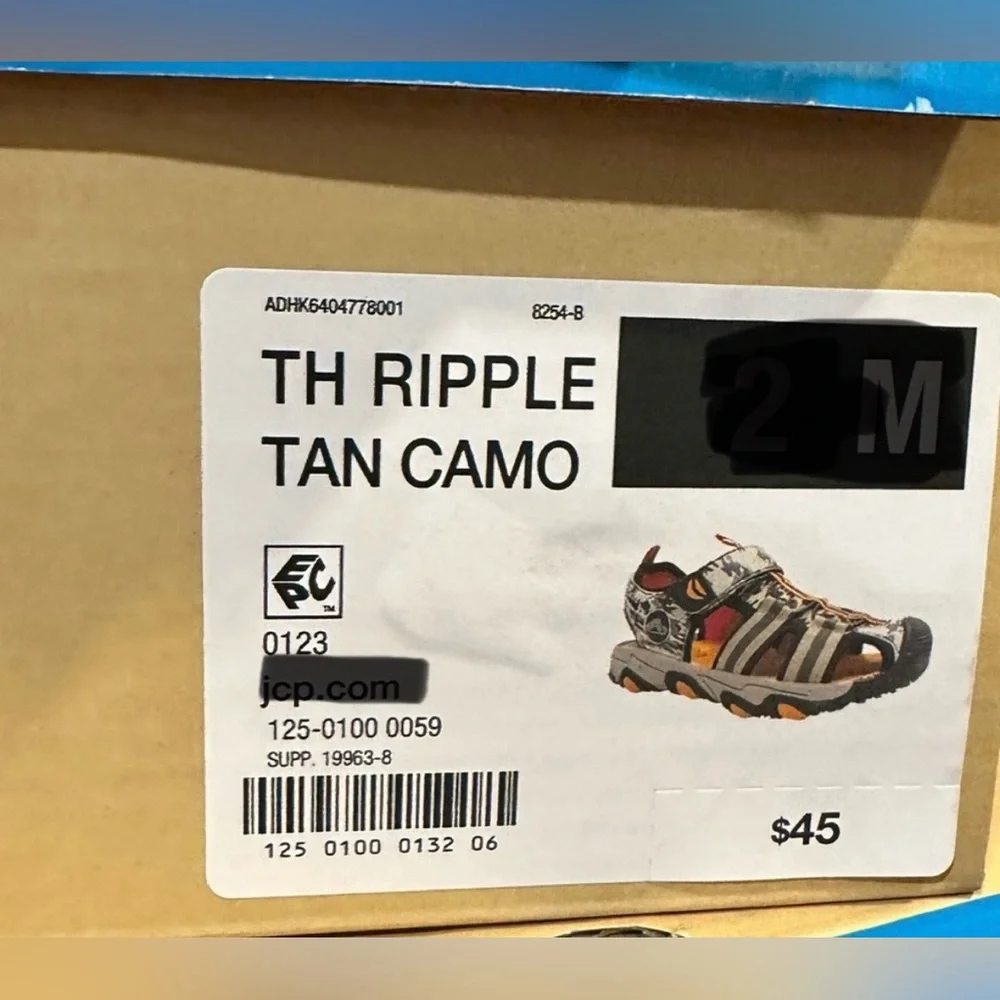 Thereabouts Big Boys Tan Ripple Camo Sandals NWT Size Big Boys 5